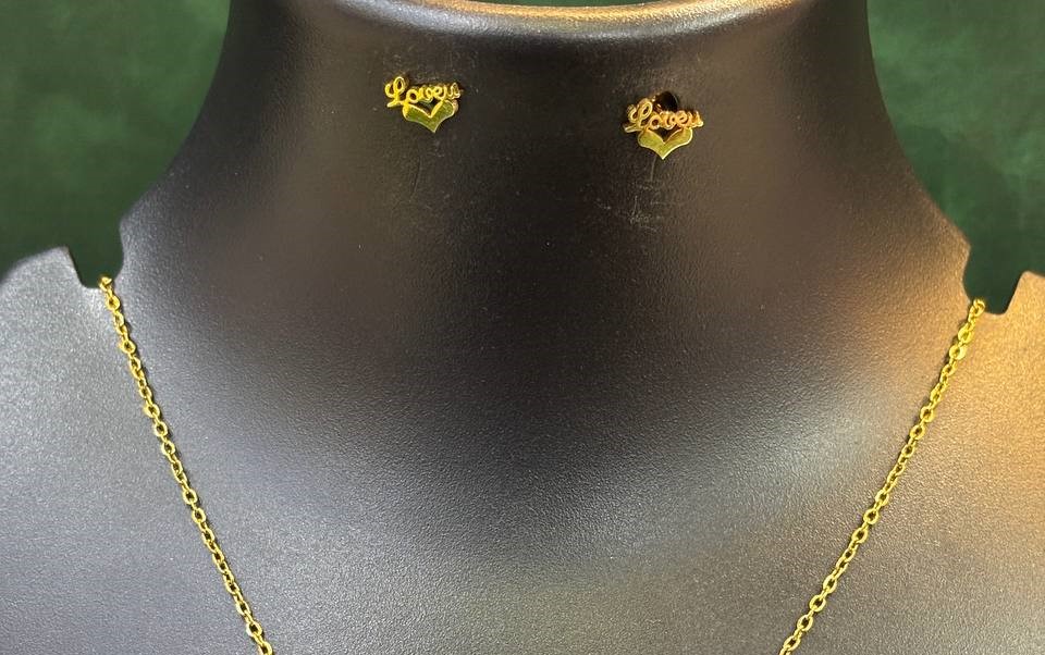 photo_6061903471801207640_y2