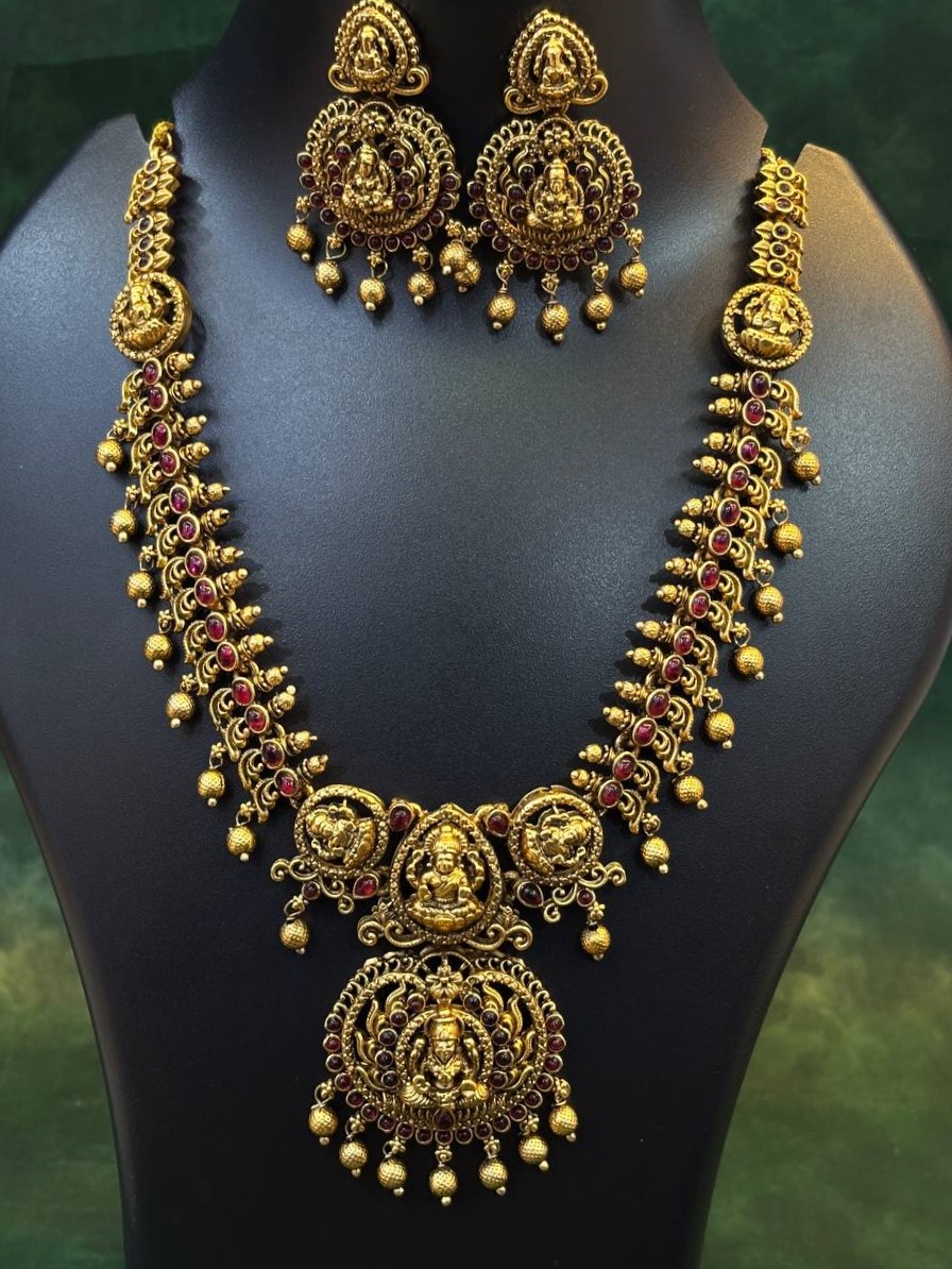 photo_6215089815489809315_y