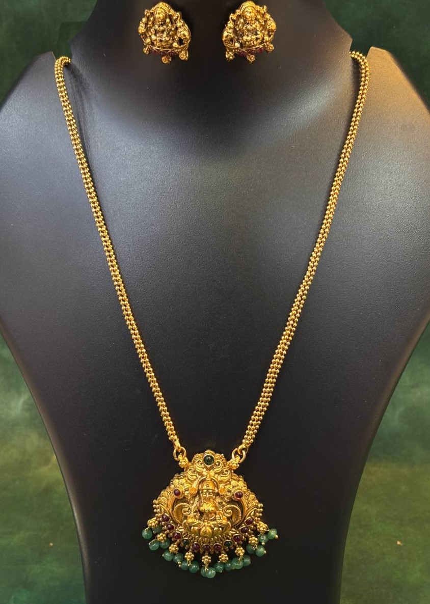 photo_6215089815489809317_y