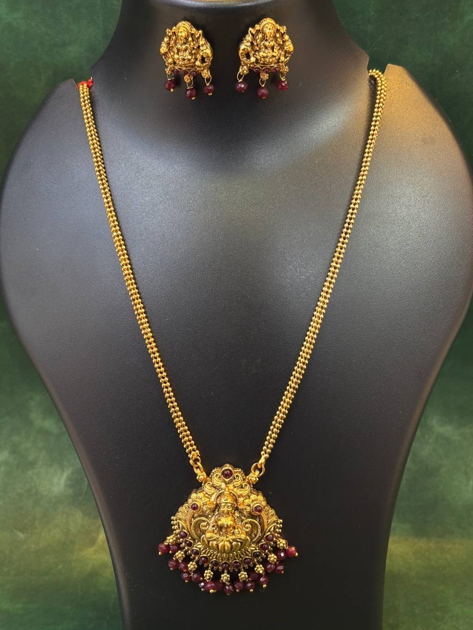 photo_6215089815489809318_y