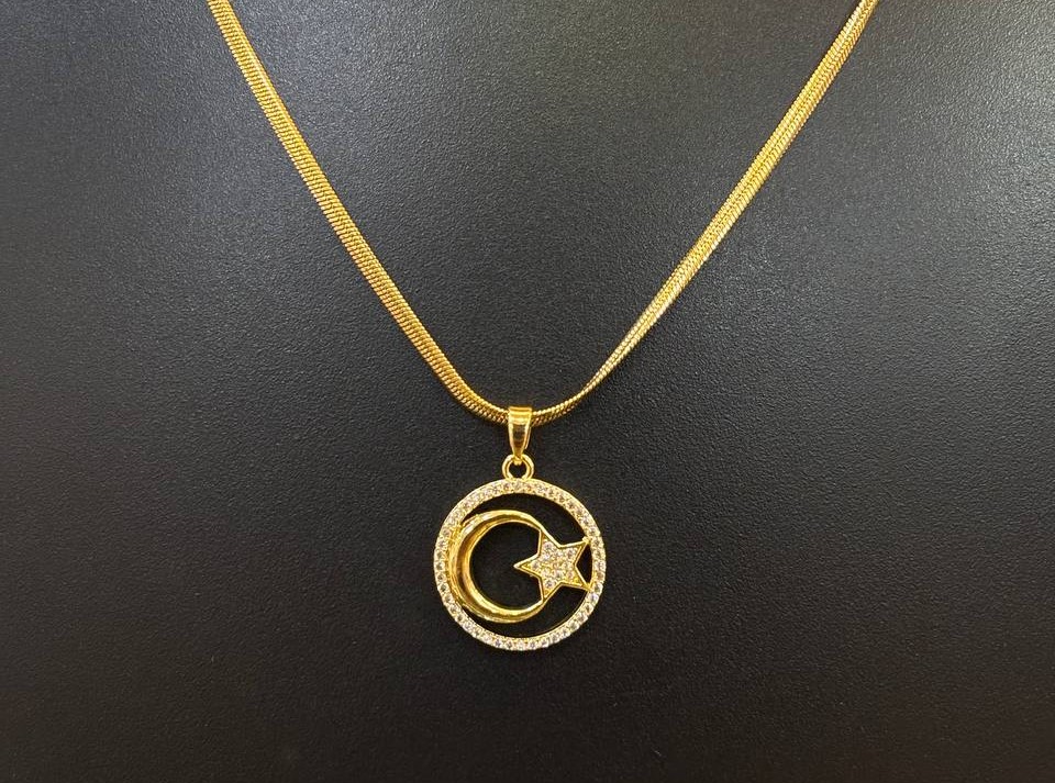 photo_6293929588089884673_y1